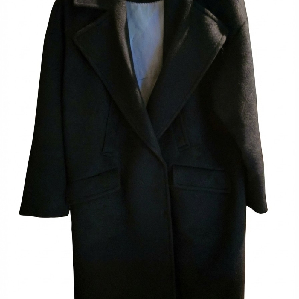Elegant Women's Black Trench Coat